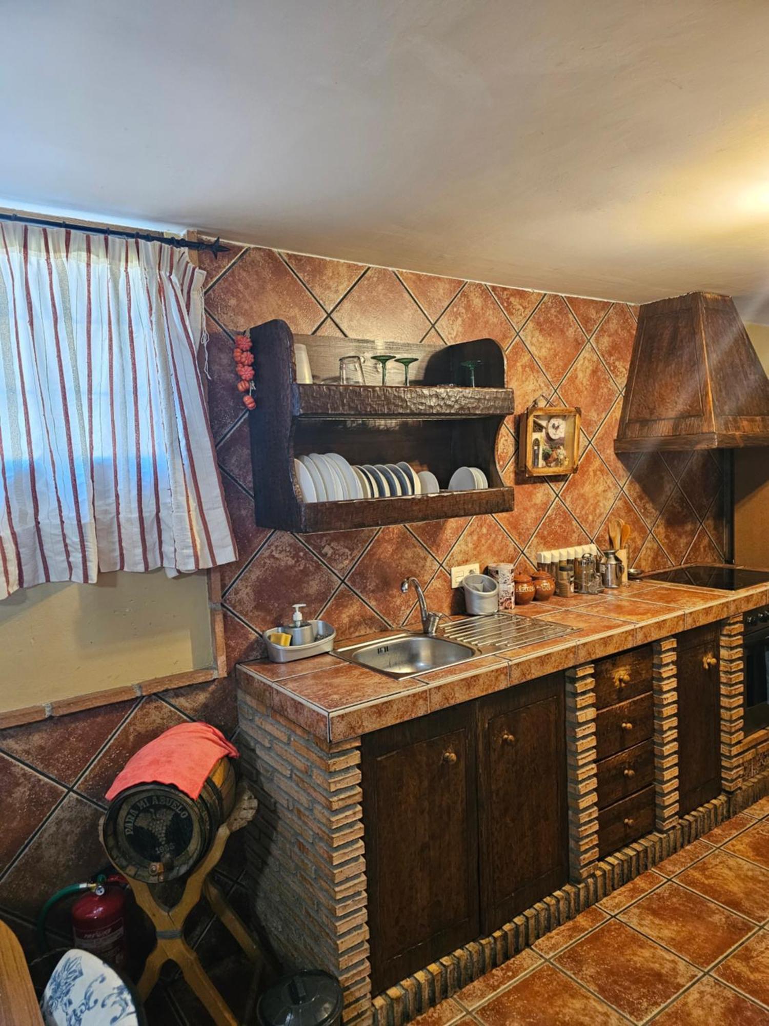 Apto-En El Bajo De La Casa-Estilo Rustico En Dílar Eksteriør billede